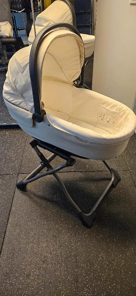 Lit de voyage Per-Perego + base, Enfants & Bébés, Berceaux & Lits, Comme neuf, Enlèvement