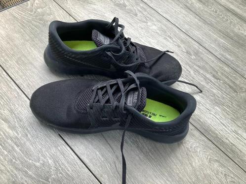 Nike Free hardloopschoen of sneaker maat 42, Kleding | Dames, Schoenen, Zo goed als nieuw, Sneakers, Zwart, Ophalen of Verzenden