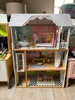 Houten (Barbie)poppenhuis, Kinderen en Baby's, Speelgoed | Poppenhuizen, Ophalen of Verzenden, Zo goed als nieuw, Poppenhuis