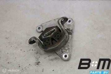 Versnellingsbaksteun links VW Transporter T5 7H0399151H