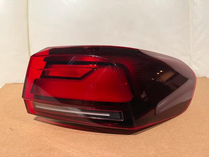 Achterlicht bmw 2 f46 rechts achter, Auto-onderdelen, Verlichting, BMW, Ophalen of Verzenden