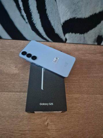 GSM S25  beschikbaar voor biedingen