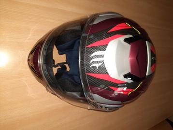 Motorhelm beschikbaar voor biedingen
