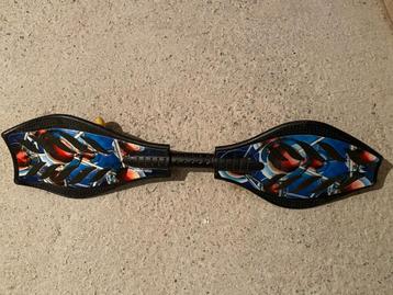 Skateboard/Waveboard beschikbaar voor biedingen