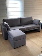 Canapé droit avec pouf en tissu chiné gris/brun, Maison & Meubles, Enlèvement, Comme neuf, Tissus