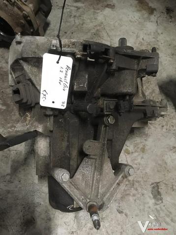 Renault clio 1.2 16v '02 versnellingsbak  beschikbaar voor biedingen