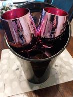 MOET & CHANDON en 2 GLAZEN VAN HET MERK, Envoi