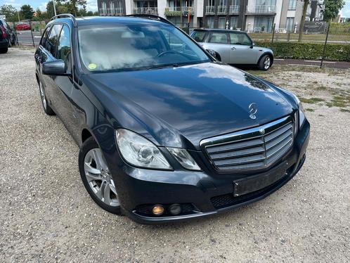 Mercedes E220cdi Break 6vit Euro5 Airco+Opendak+Trekhaak, Auto's, Mercedes-Benz, Bedrijf, Te koop, E-Klasse, ABS, Airbags, Airconditioning