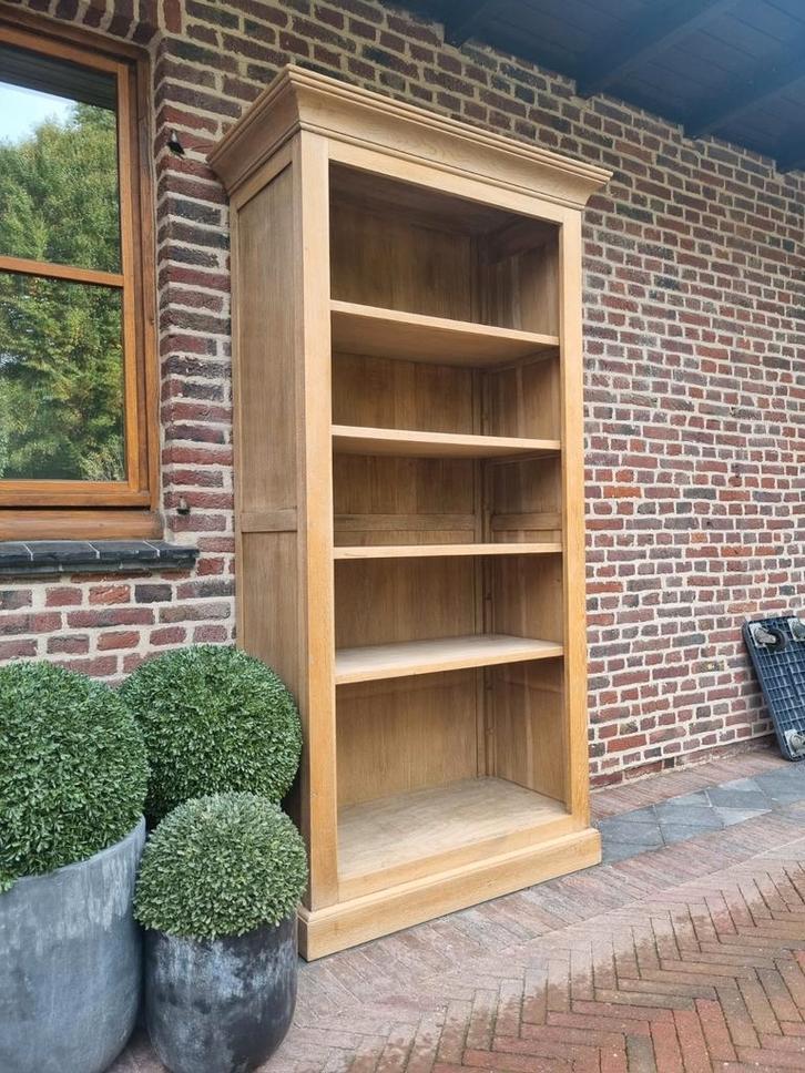 Eiken boekenkast GRATIS LEVERING, Huis en Inrichting, Kasten | Boekenkasten, Zo goed als nieuw, Ophalen of Verzenden