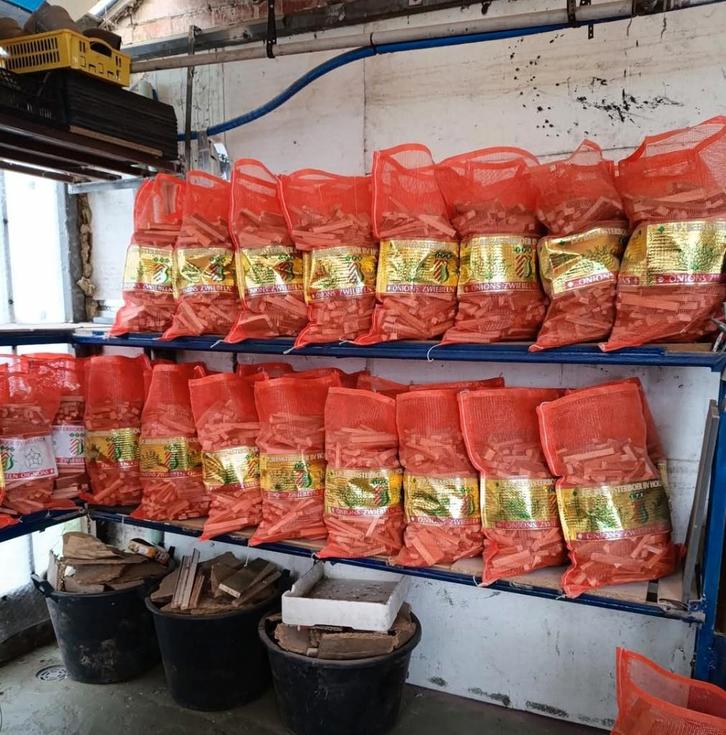 Bois de chauffage, Jardin & Terrasse, Bois de chauffage, Bûches, Autres essences de bois, Moins de 3 m³, Enlèvement