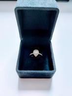 18 CT white gold 0.73 CT Diamond Engagement Ring, Handtassen en Accessoires, Ringen, Nieuw, Overige materialen, Met edelsteen