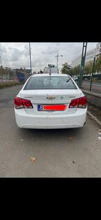 Chevrolet Cruze 1.8 Essence + LPG – 5 places – Berline, Autos, Euro 5, Achat, 5 portes, Cruze