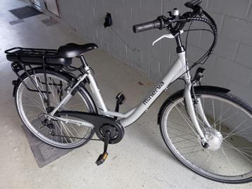Elektrische damesfiets Minerva 28 inch beschikbaar voor biedingen
