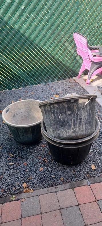 4 mortelkuipen beschikbaar voor biedingen