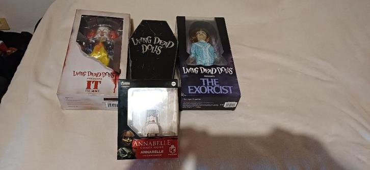 3 LIVING DEAD DOllS + ANNABELLE EN BOITE -, Collections, Statues & Figurines, Neuf, Autres types, Enlèvement