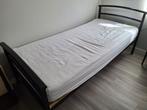 Eenpersoonsbed met matras, Ophalen, Gebruikt, 200 cm, 90 cm