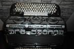 accordiola trovatore, Muziek en Instrumenten, Accordeons, Ophalen of Verzenden, Knopaccordeon, 120-bas, Met riemen