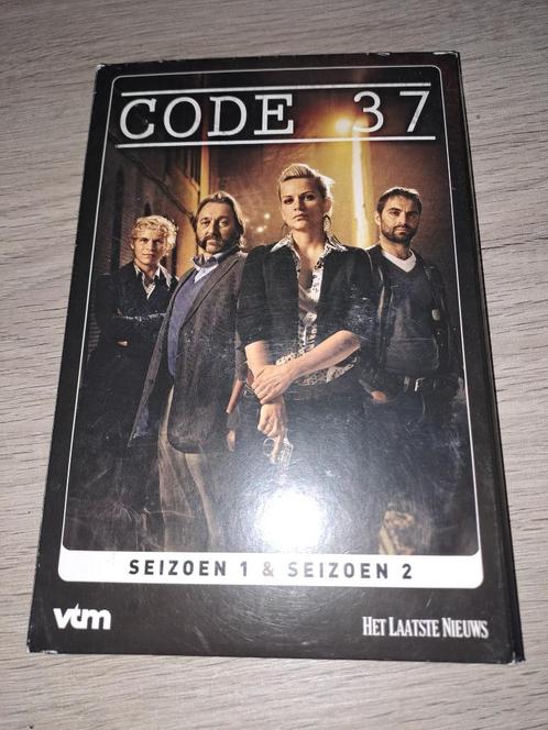 Code 37 Seizoen 1+2, CD & DVD, DVD | Néerlandophone, Enlèvement ou Envoi