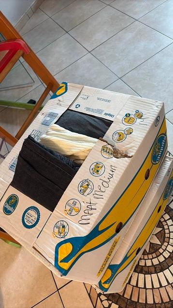 kleren maat xs-3xl beschikbaar voor biedingen