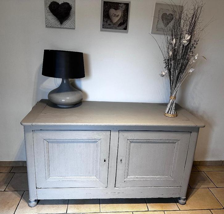 Vieux meuble en chêne, Antiquités & Art, Antiquités | Meubles | Armoires, Enlèvement