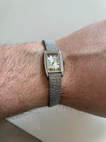 Seiko vintage handopgewonden horloge - retro elegantie beschikbaar voor biedingen