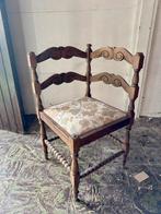 Chaise ancienne en bois massif, Enlèvement