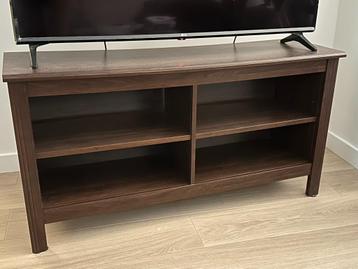 TV kast beschikbaar voor biedingen