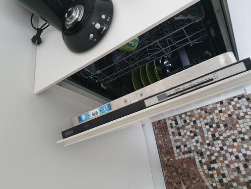 Lave-vaisselle ZANUSSI (zdt16011fa), Elektronische apparatuur, Vaatwasmachines, Zo goed als nieuw, Inbouw, Minder dan 85 cm, 45 tot 60 cm