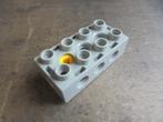 Lego Duplo Toolo Brick 2x4 with 1 Screw in Top (zie foto's), Kinderen en Baby's, Speelgoed | Duplo en Lego, Ophalen of Verzenden
