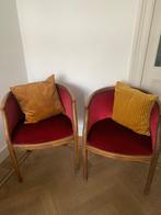 2 rode fluwelen stoelen/zeteltjes, Huis en Inrichting, Stoelen, Twee, Gebruikt, Hout, Ophalen