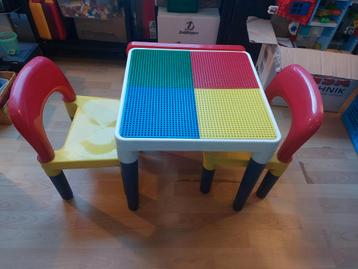 Lego tafeltje voor kinderen  beschikbaar voor biedingen
