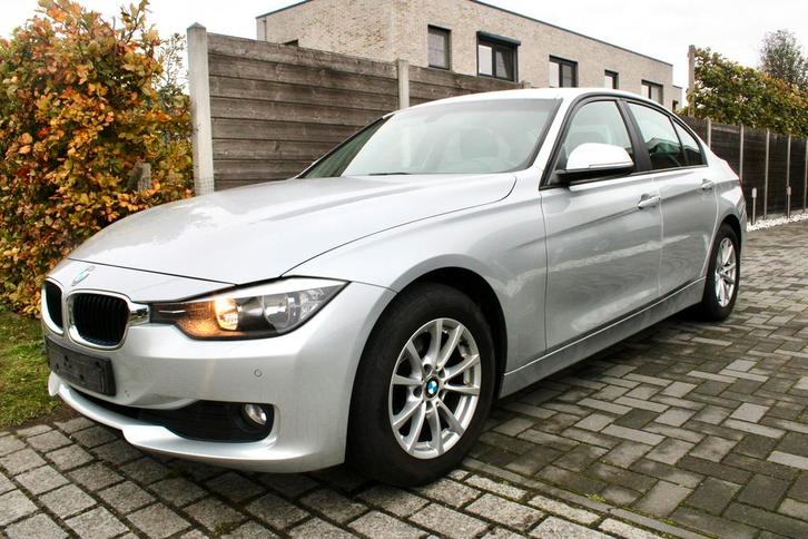BMW 316i BENZINE F30 | BMW HISTORY | AUTOMATIC | GARANTIE !!, Auto's, BMW, Bedrijf, Te koop, 3 Reeks, ABS, Airbags, Airconditioning