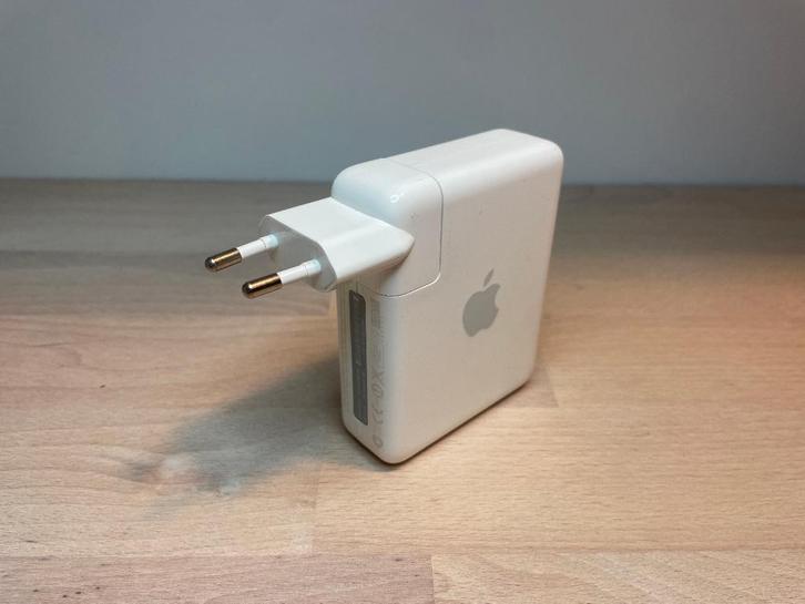 Apple Airport Express, Computers en Software, WiFi-versterkers, Zo goed als nieuw, Ophalen