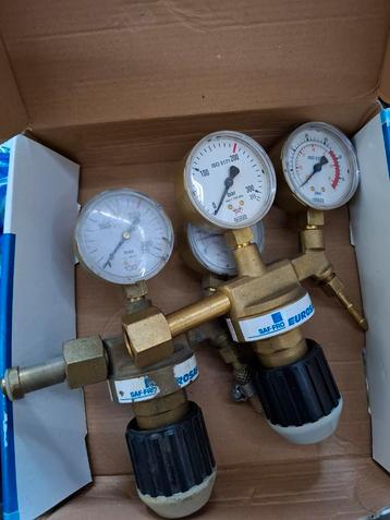 Ontspanner argon CO2 safro Air Liquide drukreduceer beschikbaar voor biedingen