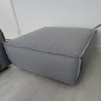 Hocker/voetbank, LB90x90 H40. Nieuwstaat, 75 tot 100 cm, Stof, Zo goed als nieuw, 75 tot 100 cm