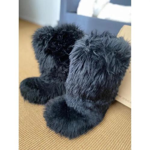 ZELDZAME #5302 ZELDZAME UGG Fluff Momma-laarzen - maat 39, Kleding | Dames, Schoenen, Zo goed als nieuw, Lage of Enkellaarzen