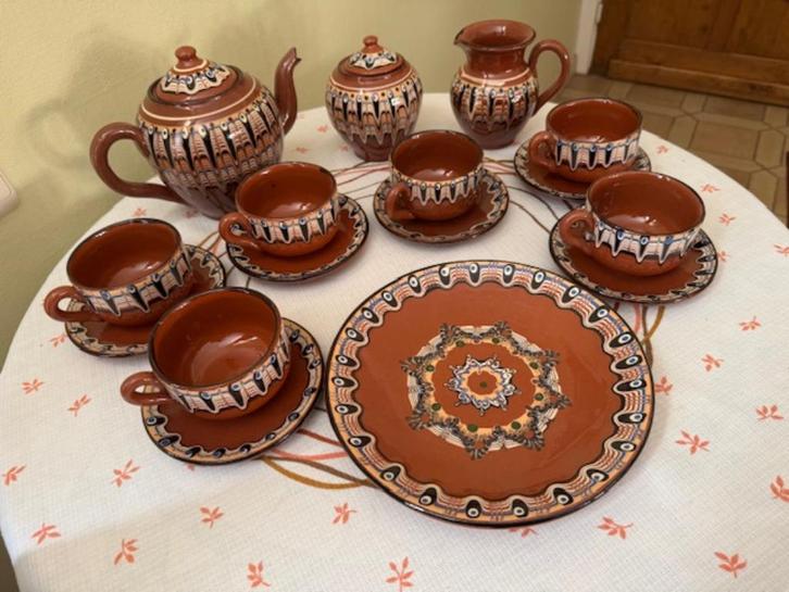 Nieuw 18-delig Bulgaars theeservies – In perfecte staat, Antiek en Kunst, Antiek | Servies compleet, Ophalen of Verzenden
