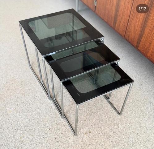 Vintage brabantia nesting tables, Antiek en Kunst, Antiek | Meubels | Tafels, Ophalen