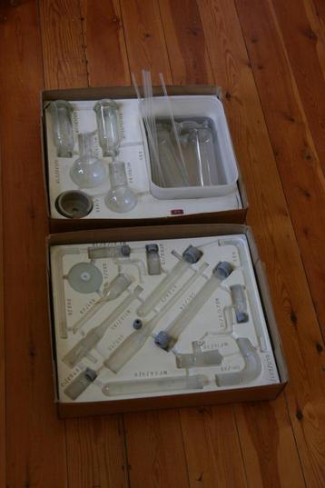 Complete set laboratorium glaswerk Quickfit: nieuw!!