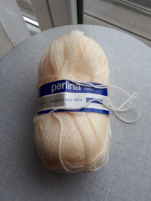laine a tricoter ou crochet, Hobby en Vrije tijd, Breien en Haken, Nieuw, Breien of Haken, Machine, Ophalen of Verzenden