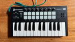 Novation Launchkey mini MK2, Muziek en Instrumenten, Midi-apparatuur, Ophalen, Zo goed als nieuw