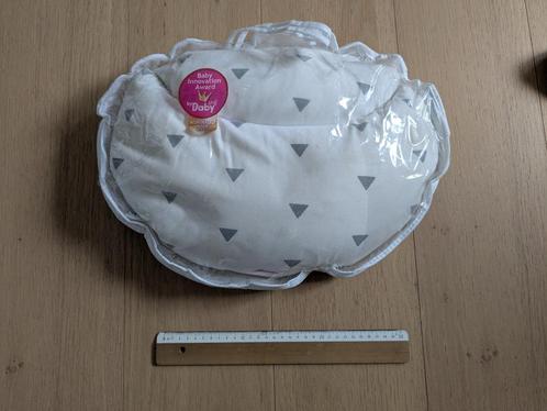 Doomoo Compact Zwangerschaps- & Borstvoedingskussen, Kinderen en Baby's, Babyvoeding en Toebehoren, Gebruikt, Voedingskussen, Ophalen