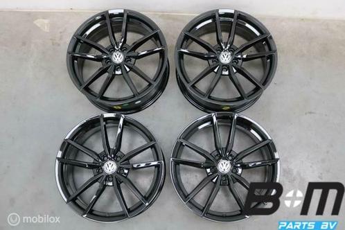 Set 17 inch lichtmetalen velgen VW Polo 2G / 6R, Autos : Pièces & Accessoires, Pneus & Jantes, Utilisé