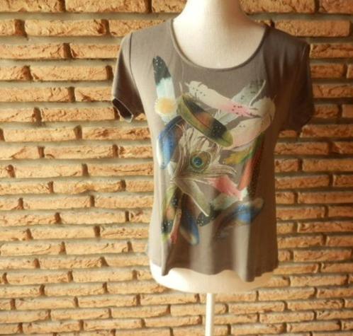 (32)- tee shirt femme t.40 kaki - cassis -, Kleding | Dames, T-shirts, Zo goed als nieuw, Maat 38/40 (M), Groen, Korte mouw, Ophalen of Verzenden