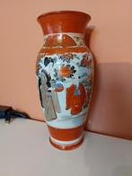 Vase kutani en porcelaine japonaise, fin Meiji/début Taisho, Enlèvement