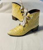 Elegante Schoenen, Kleding | Dames, Schoenen, Lage of Enkellaarzen, Nieuw, Ophalen of Verzenden, Geel