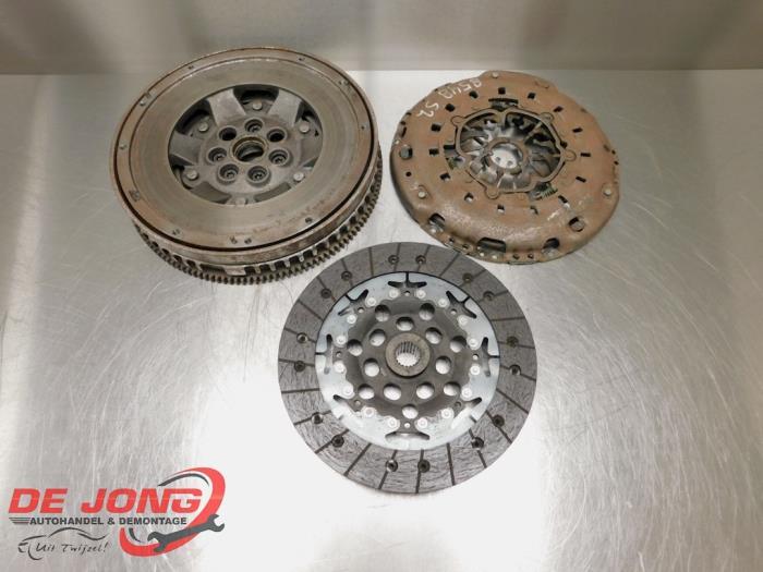 Volant d'inertie masse double d'un Renault Scenic, Autos : Pièces & Accessoires, Moteurs & Accessoires, Renault, -, 3 mois de garantie