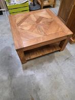 Mooie teakhouten salontafel in heel mooie staat. 79,5x79,5cm, Ophalen