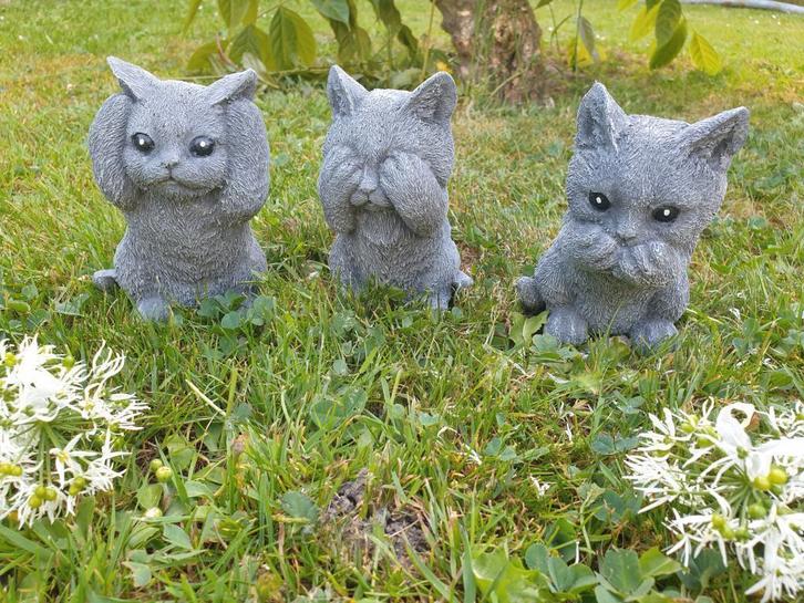 poesjes tuinbeeld , horen zien en zwijgen, Tuin en Terras, Tuinbeelden, Nieuw, Steen, Ophalen of Verzenden