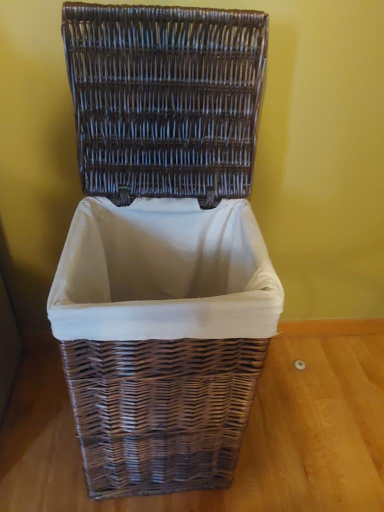 Mooie grote rieten mand, hoogte 57 cm, Ophalen, Mand